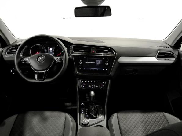 Volkswagen Tiguan II с пробегом 2020 года, цена 2 525 000 рублей, 137900 км, внедорожник, Автокод Объявления