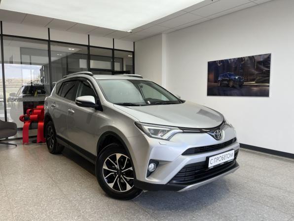 Toyota RAV4 IV (XA40) Рестайлинг с пробегом 2018 года, цена 2 450 000 рублей, 162000 км, внедорожник, Автокод Объявления