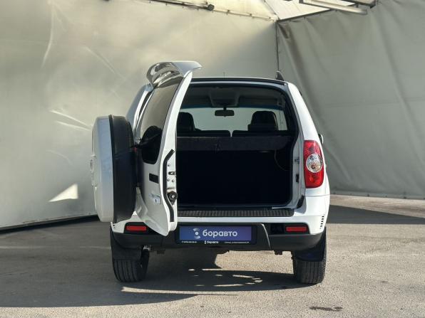 Chevrolet Niva I Рестайлинг с пробегом 2013 года, цена 620 000 рублей, 141619 км, внедорожник, Автокод Объявления