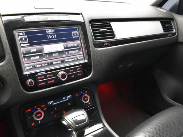 Volkswagen Touareg II с пробегом 2011 года, цена 1 830 000 рублей, 353000 км, внедорожник, Автокод Объявления