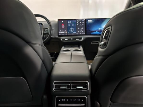 Li Auto (Lixiang) L7 I с пробегом 2023 года, цена 5 227 000 рублей, 93953 км, внедорожник, Автокод Объявления