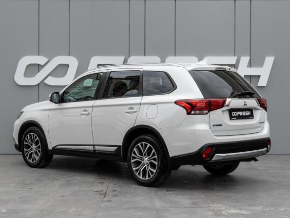 Mitsubishi Outlander III Рестайлинг 2 с пробегом 2018 года, цена 2 150 000 рублей, 116823 км, внедорожник, Автокод Объявления