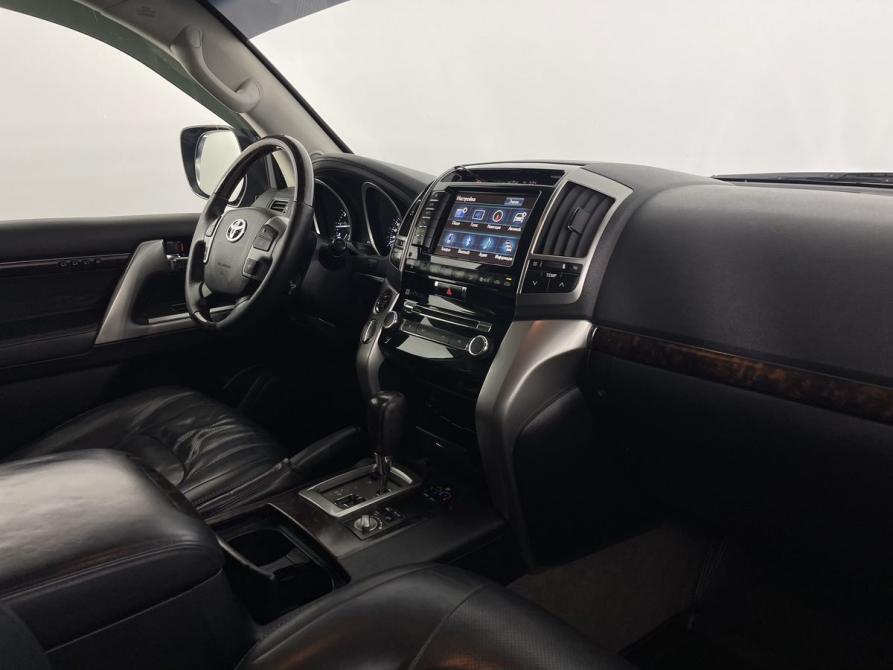 Toyota Land Cruiser 200 Series Рестайлинг 1 Калининград  - изображение 12