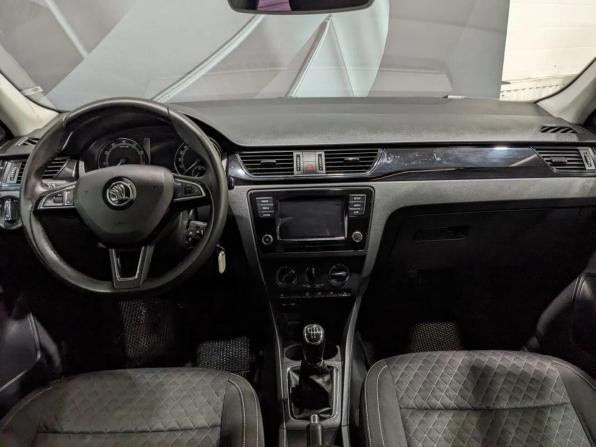 Skoda Rapid I Рестайлинг с пробегом 2017 года, цена 1 149 000 рублей, 97183 км, лифтбек, Автокод Объявления
