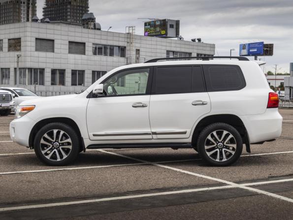 Toyota Land Cruiser 200 Series Рестайлинг 1 с пробегом 2012 года, цена 4 099 000 рублей, 93042 км, внедорожник, Автокод Объявления