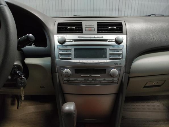 Toyota Camry VI (XV40) Рестайлинг с пробегом 2010 года, цена 1 115 000 рублей, 233265 км, седан, Автокод Объявления