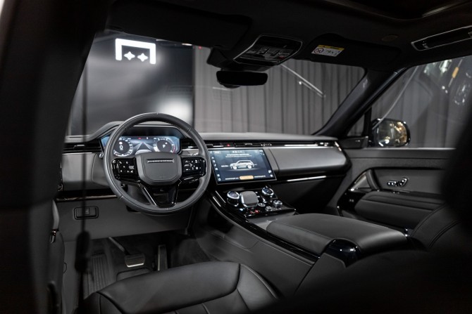 Новый Land Rover Range Rover Sport III 2024 года, цена 22 035 100 рублей, внедорожник, Автокод Объявления