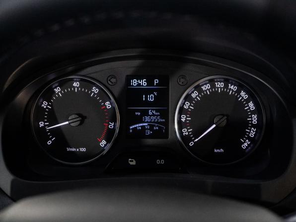 Skoda Rapid I с пробегом 2014 года, цена 990 300 рублей, 136955 км, лифтбек, Автокод Объявления