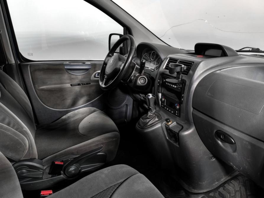 Peugeot Expert II Рестайлинг Санкт-Петербург  - изображение 12