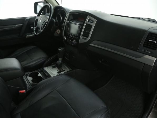 Mitsubishi Pajero IV Рестайлинг 2 с пробегом 2014 года, цена 2 452 000 рублей, 168800 км, внедорожник, Автокод Объявления