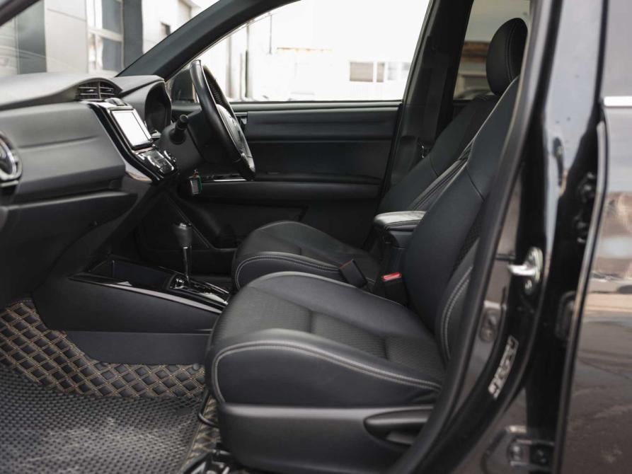 Toyota Corolla XI (E160 E170 E180) Рестайлинг 1 Новосибирск  - изображение 19