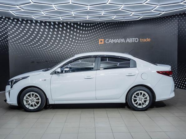 Kia Rio IV Рестайлинг с пробегом 2021 года, цена 1 429 000 рублей, 139023 км, седан, Автокод Объявления