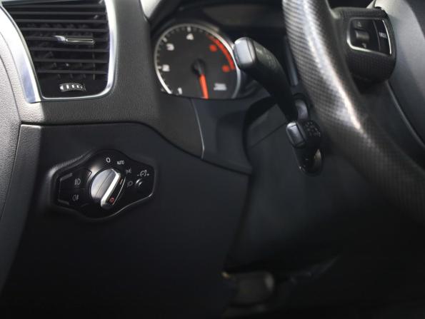 Audi Q5 I (8R) Рестайлинг с пробегом 2012 года, цена 1 399 000 рублей, 277112 км, внедорожник, Автокод Объявления