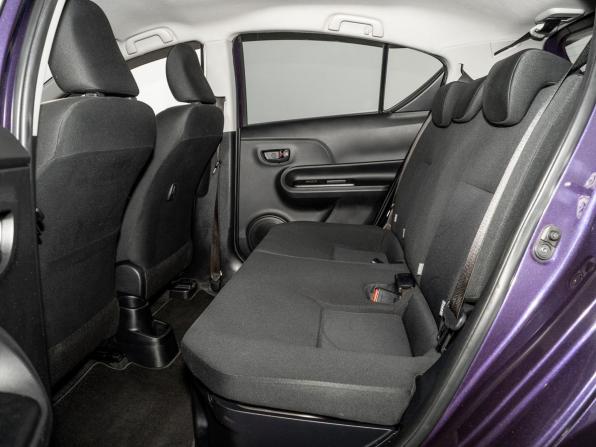 Toyota Aqua I Рестайлинг 2 с пробегом 2019 года, цена 1 120 300 рублей, 117604 км, хэтчбек, Автокод Объявления