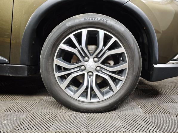 Mitsubishi Outlander III Рестайлинг 2 с пробегом 2016 года, цена 1 549 000 рублей, 218932 км, внедорожник, Автокод Объявления