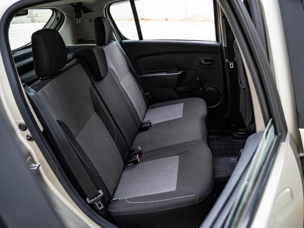 Renault Sandero II Рестайлинг с пробегом 2019 года, цена 1 080 000 рублей, 29720 км, хэтчбек, Автокод Объявления