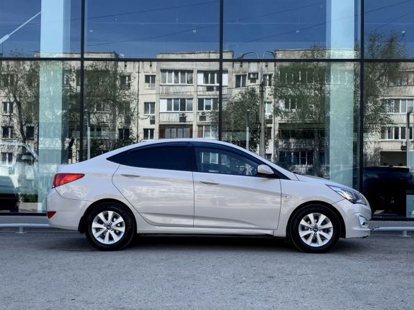 Hyundai Solaris I Рестайлинг с пробегом 2016 года, цена 1 073 000 рублей, 85186 км, седан, Автокод Объявления