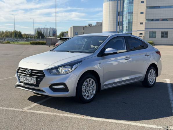 Hyundai Solaris II с пробегом 2019 года, цена 1 350 000 рублей, 87600 км, седан, Автокод Объявления