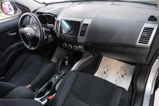 Mitsubishi Outlander II с пробегом 2007 года, цена 1 229 000 рублей, 240000 км, внедорожник, Автокод Объявления