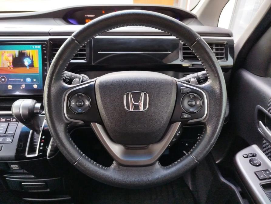 Honda Stepwgn V Москва  - изображение 13