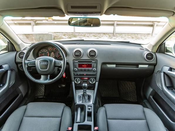 Audi A3 II (8P) Рестайлинг 2 с пробегом 2011 года, цена 898 000 рублей, 170221 км, хэтчбек, Автокод Объявления