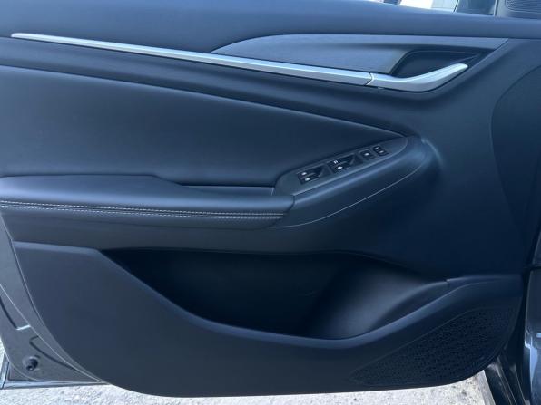 Changan Eado Plus с пробегом 2023 года, цена 1 950 000 рублей, 1349 км, седан, Автокод Объявления