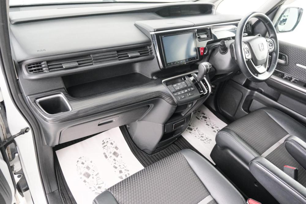 Honda Stepwgn V Красноярск  - изображение 13