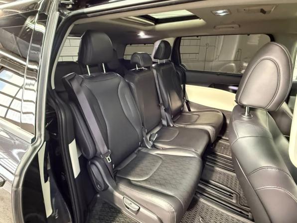 Kia Carnival IV с пробегом 2022 года, цена 3 799 000 рублей, 102000 км, минивэн, Автокод Объявления