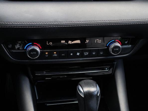 Mazda 6 III (GJ) Рестайлинг 2 с пробегом 2019 года, цена 2 590 000 рублей, 82876 км, седан, Автокод Объявления