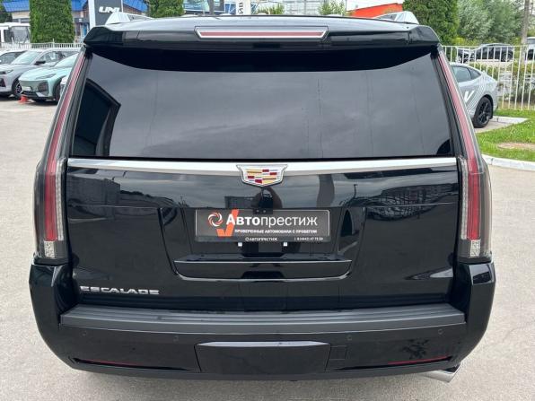 Cadillac Escalade IV с пробегом 2017 года, цена 4 170 000 рублей, 153040 км, внедорожник, Автокод Объявления
