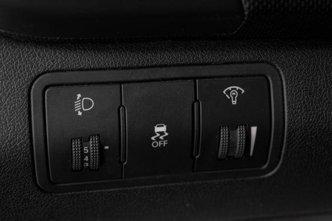 Hyundai Solaris I с пробегом 2012 года, цена 869 000 рублей, 173200 км, хэтчбек, Автокод Объявления
