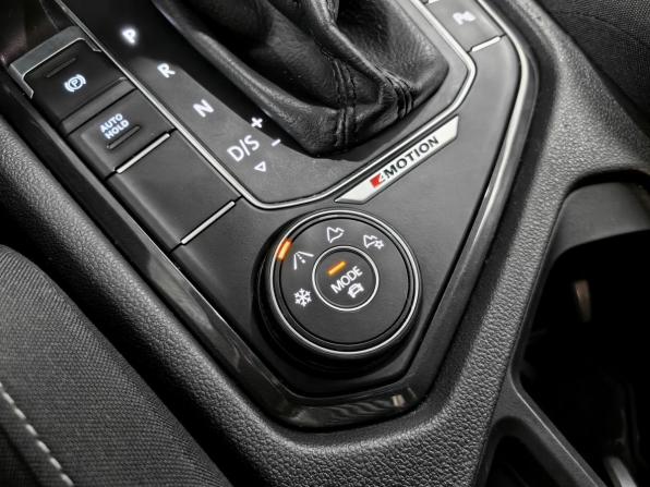 Volkswagen Tiguan II с пробегом 2019 года, цена 2 650 000 рублей, 87261 км, внедорожник, Автокод Объявления