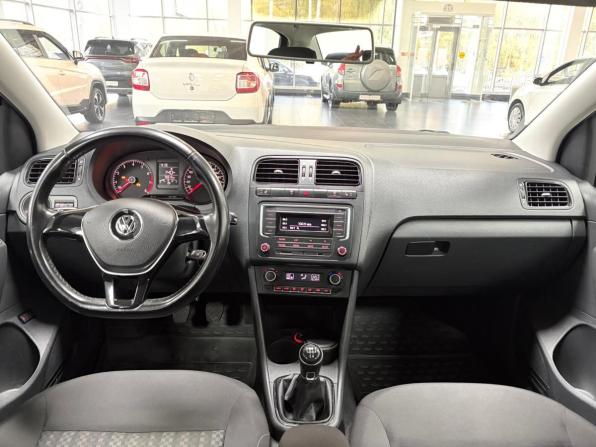 Volkswagen Polo V Рестайлинг с пробегом 2016 года, цена 1 148 000 рублей, 76915 км, седан, Автокод Объявления