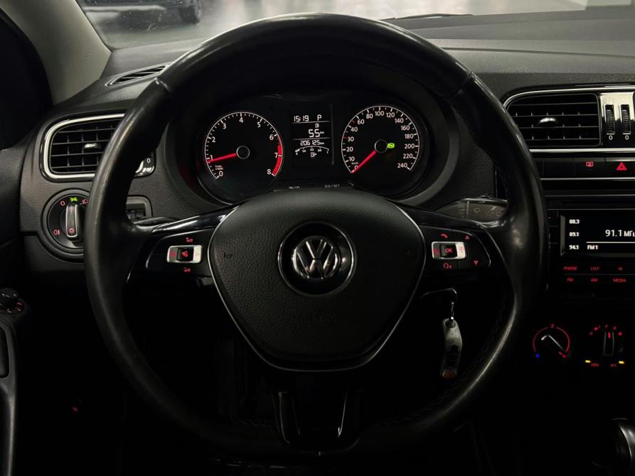 Volkswagen Polo V Рестайлинг Казань  - изображение 15
