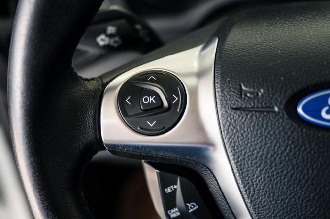 Ford Kuga II с пробегом 2016 года, цена 1 600 000 рублей, 96000 км, внедорожник, Автокод Объявления