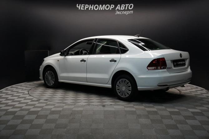 Volkswagen Polo V Рестайлинг с пробегом 2018 года, цена 1 299 000 рублей, 103000 км, седан, Автокод Объявления
