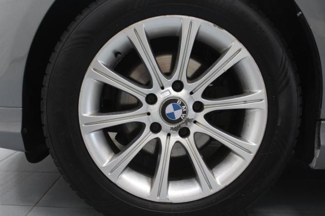 BMW 3 серии V (E90/E91/E92/E93) Рестайлинг с пробегом 2011 года, цена 999 000 рублей, 250000 км, седан, Автокод Объявления
