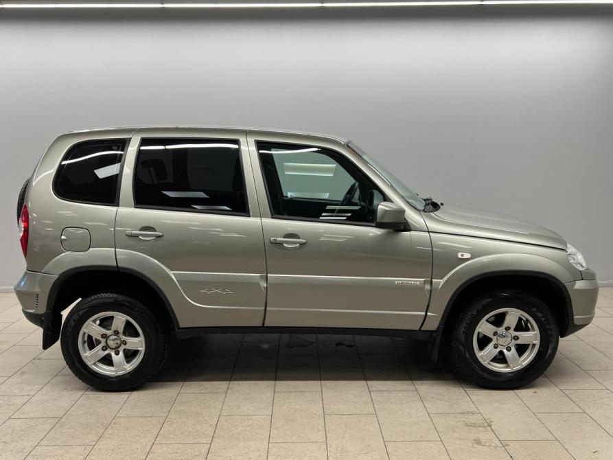 Chevrolet Niva I Рестайлинг Санкт-Петербург  - изображение 3
