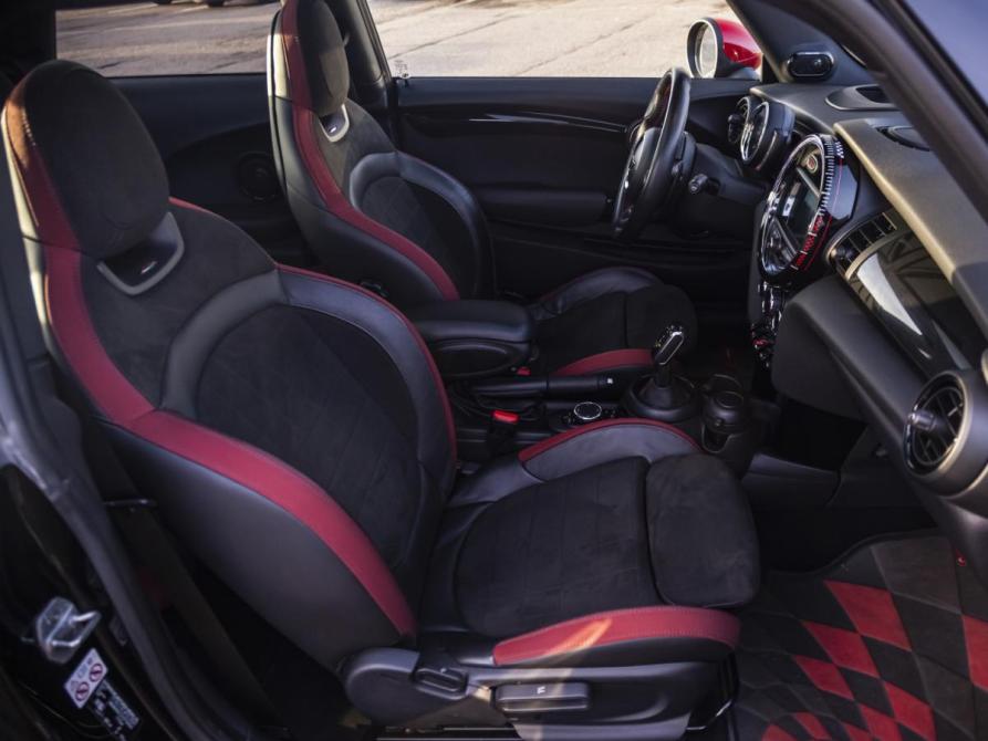 Mini Hatch III (F55/F56) Рестайлинг Москва  - изображение 13