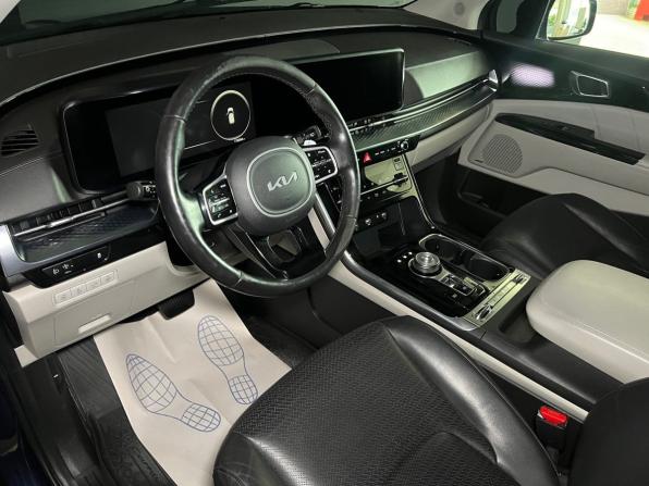 Kia Carnival IV с пробегом 2023 года, цена 3 599 000 рублей, 172001 км, минивэн, Автокод Объявления