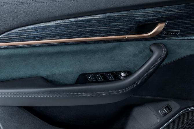 Geely Monjaro I с пробегом 2023 года, цена 3 335 000 рублей, 48583 км, внедорожник, Автокод Объявления