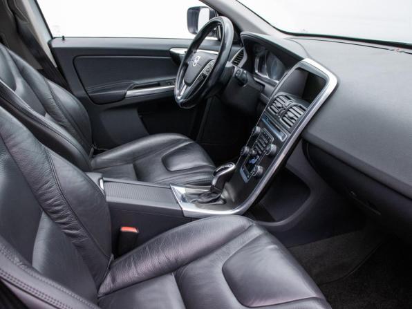 Volvo XC60 I Рестайлинг с пробегом 2013 года, цена 1 655 000 рублей, 236266 км, внедорожник, Автокод Объявления