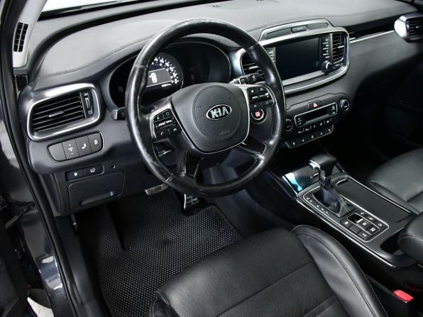 Kia Sorento III Prime Рестайлинг с пробегом 2018 года, цена 2 987 000 рублей, 153011 км, внедорожник, Автокод Объявления