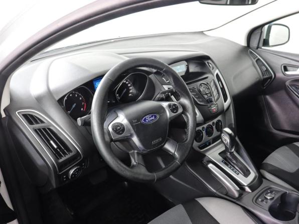 Ford Focus III с пробегом 2012 года, цена 597 000 рублей, 213311 км, хэтчбек, Автокод Объявления