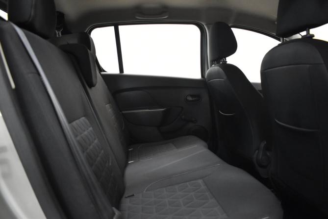 Renault Sandero II с пробегом 2017 года, цена 820 000 рублей, 147145 км, хэтчбек, Автокод Объявления