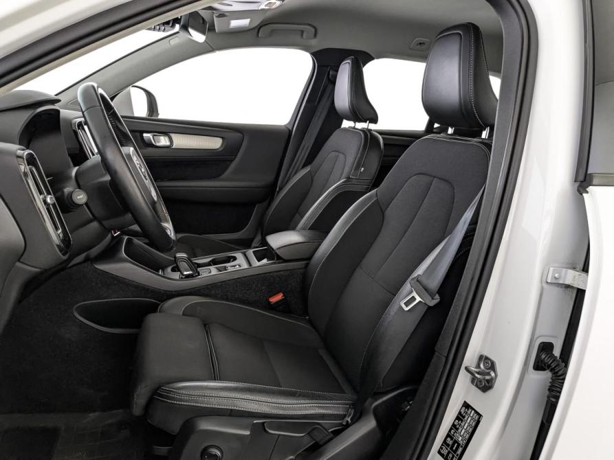 Volvo XC40 I Москва  - изображение 20
