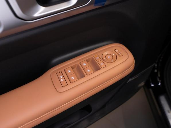 Hyundai Santa Fe V (MX5) с пробегом 2026 года, цена 5 800 000 рублей, 15 км, внедорожник, Автокод Объявления
