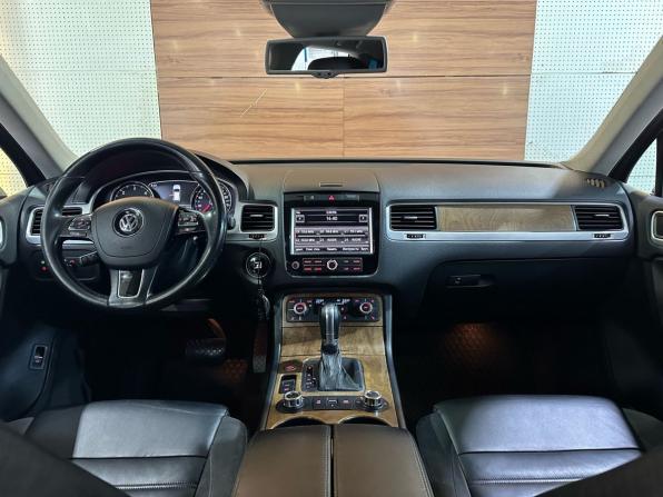 Volkswagen Touareg II с пробегом 2014 года, цена 2 299 900 рублей, 280500 км, внедорожник, Автокод Объявления