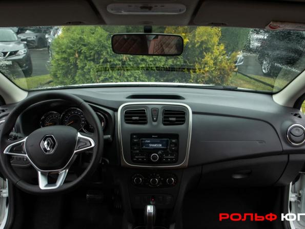 Renault Logan II Рестайлинг с пробегом 2022 года, цена 1 403 000 рублей, 7378 км, седан, Автокод Объявления
