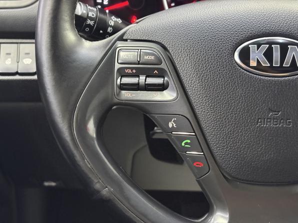 Kia Rio III Рестайлинг с пробегом 2015 года, цена 1 299 000 рублей, 118577 км, седан, Автокод Объявления
